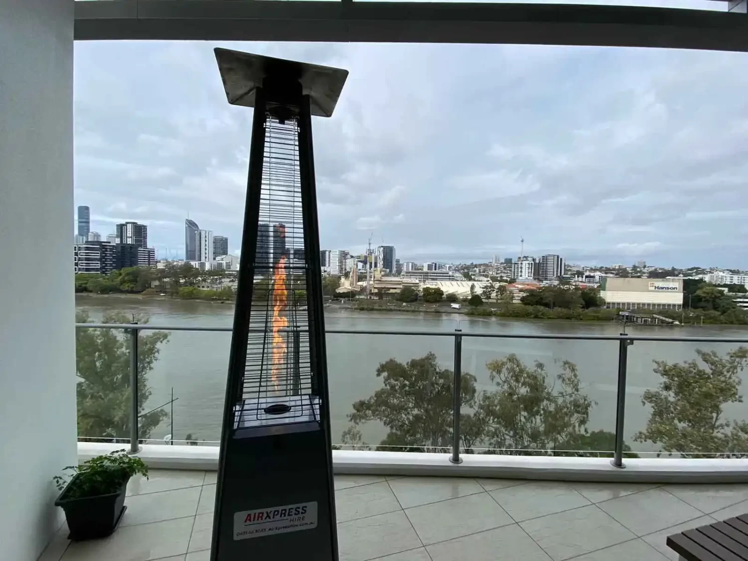 Apartment-Party-in-Milton-Brisbane-Heaters-Rental-near-you (1)